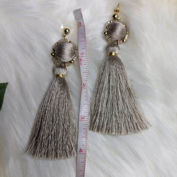 Taupe Tassel earrings - Picture 8 of 10